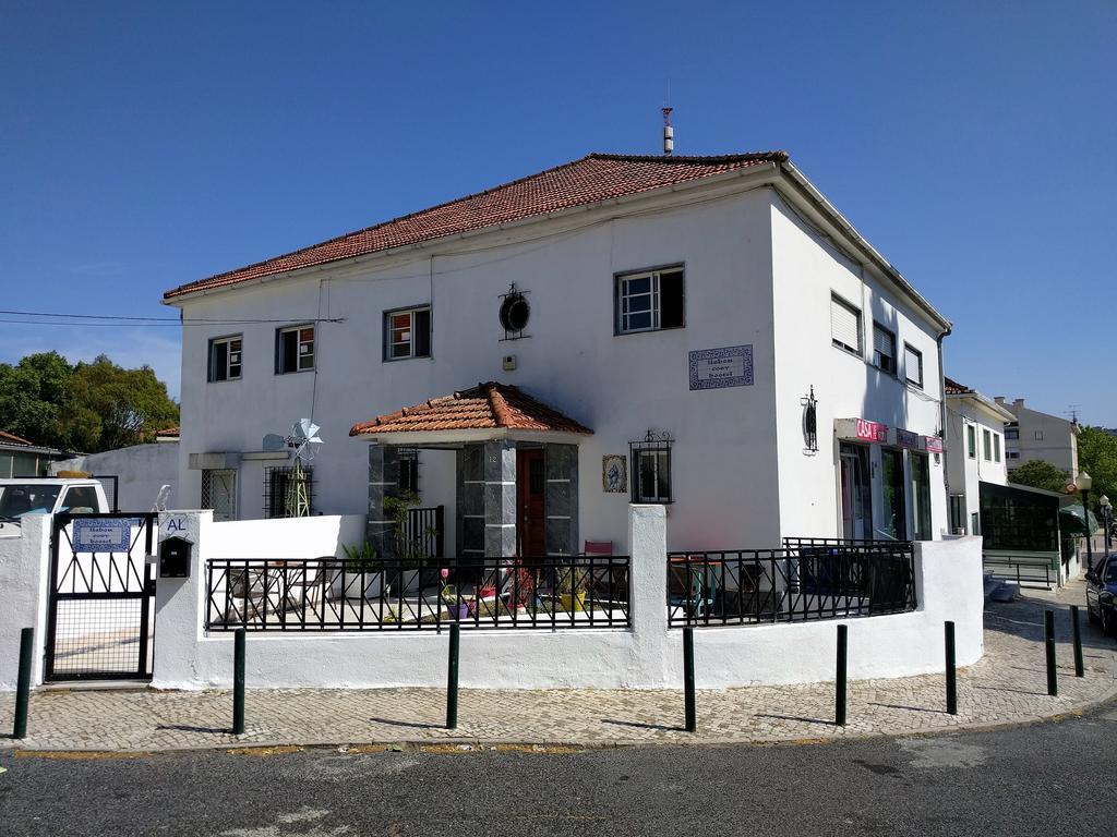 Lisbon Cosy Hostel Exterior photo